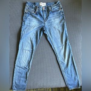 HYDRAULIC Super Skinny Jeans